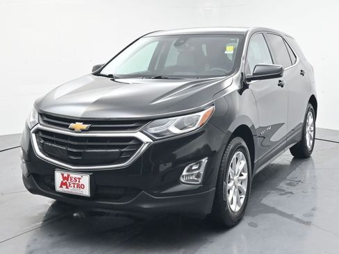 Used 2020 Chevrolet Equinox LT image 2