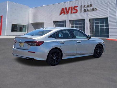 Used 2025 Honda Civic Sport image 6