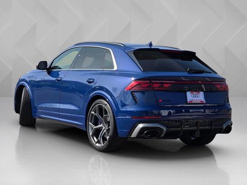 New 2026 Audi RS Q8 performance image 4
