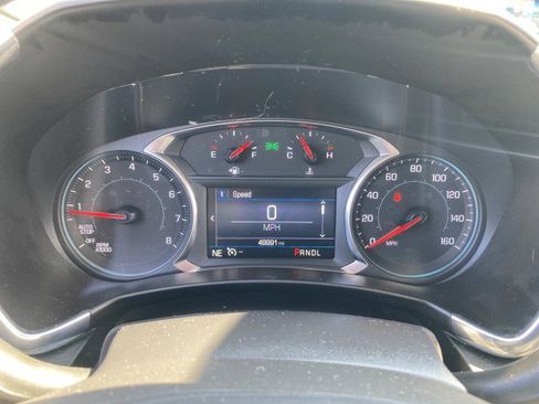 Used 2023 Chevrolet Equinox LS w/ LS Convenience Package FWD image 10