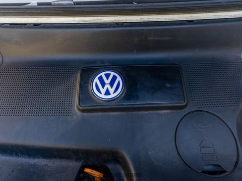 Used 2003 Volkswagen Eurovan MV image 22