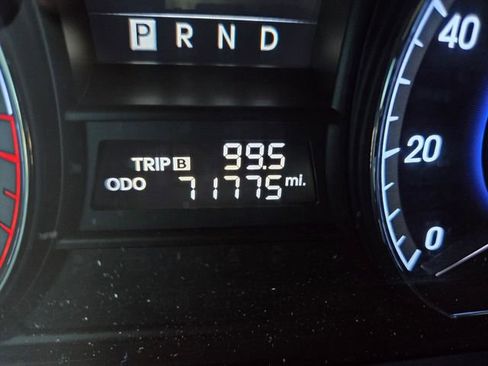 Used 2013 Hyundai Equus Signature image 16