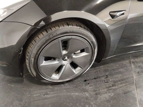 Used 2021 Tesla Model 3 Standard Range Plus image 38