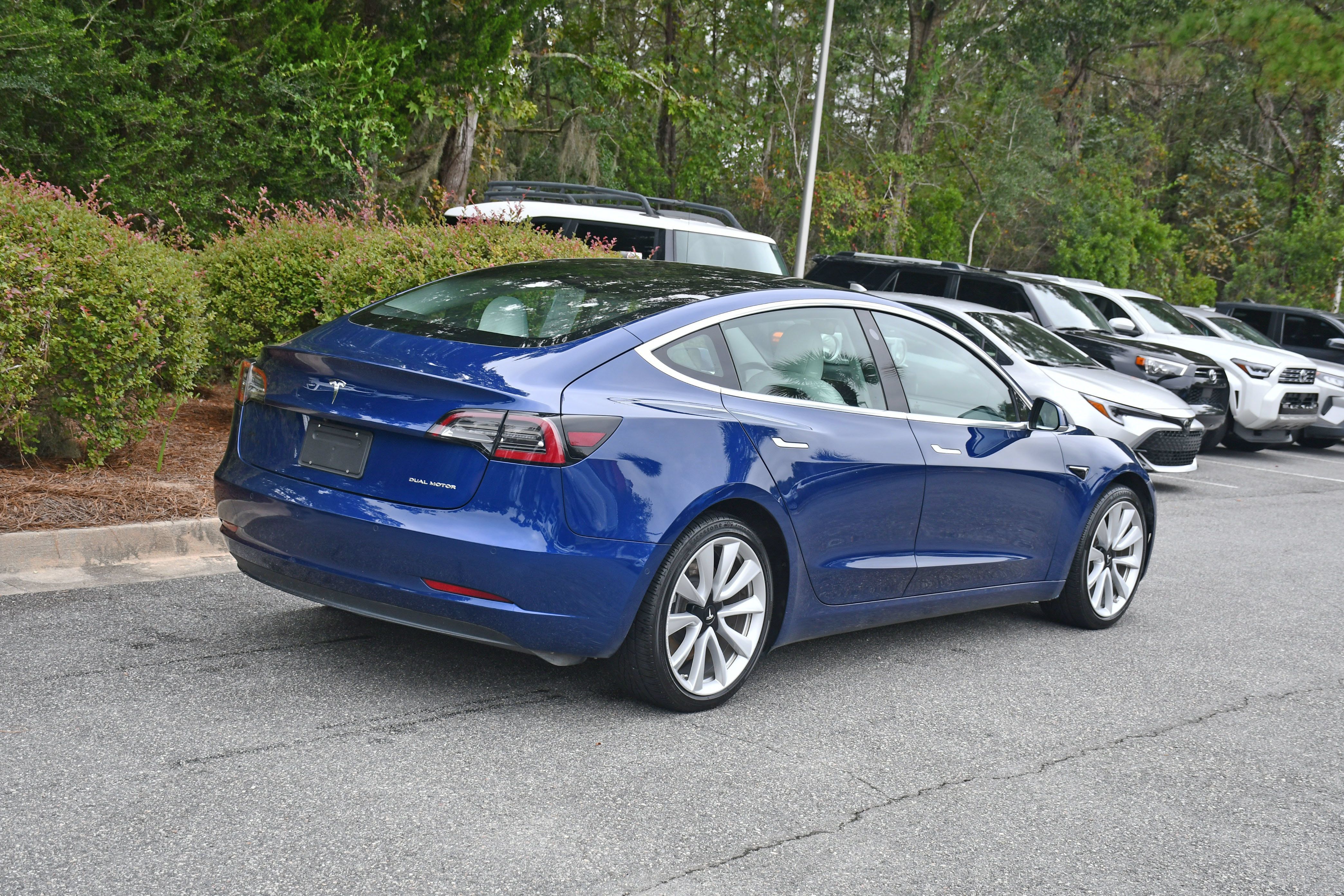 Used 2019 Tesla Model 3 Performance AWD/4WD image 4