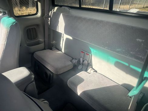 Used 2002 Toyota Tacoma 4x4 Xtracab V6 image 11