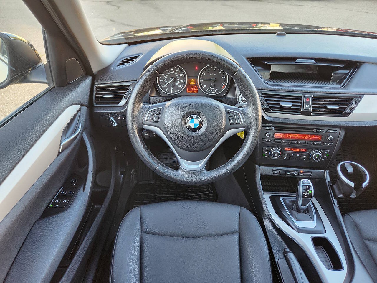 Used 2015 BMW X1 xDrive28i AWD/4WD image 22