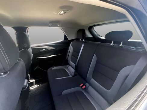 Used 2023 Chevrolet TrailBlazer LT FWD image 20