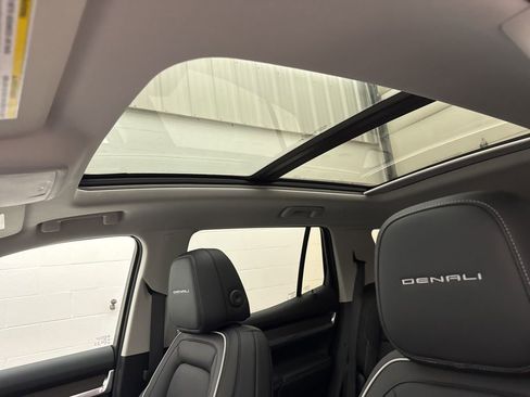 New 2026 GMC Terrain Denali w/ LPO, Floor Liner Package image 23