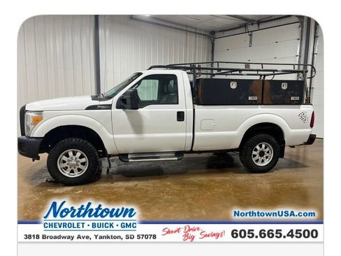 Used 2015 Ford F250 XL image 2