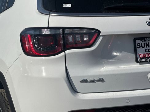 New 2026 Jeep Compass Limited image 25