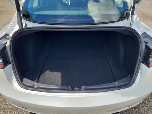 Used 2023 Tesla Model 3 Standard Range RWD image 6