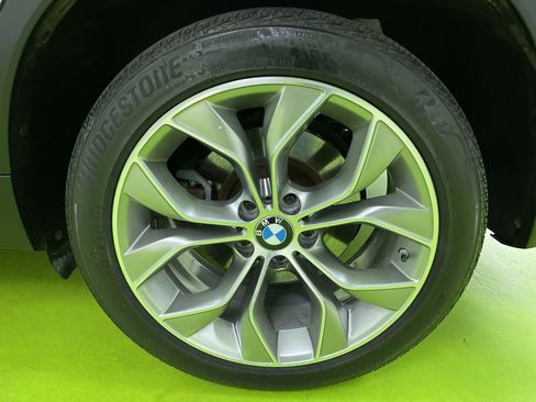 Used 2017 BMW X4 xDrive28i image 15