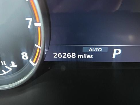 Used 2023 Nissan Rogue SV AWD/4WD image 13