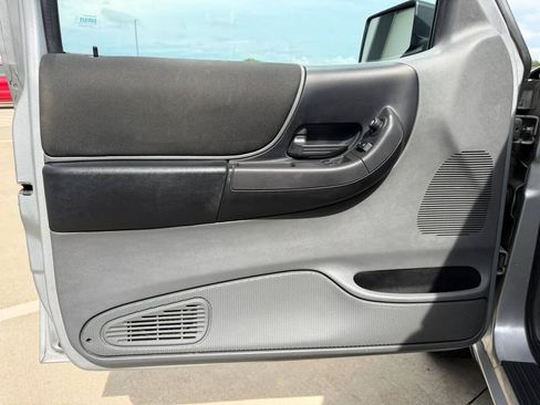 Used 2011 Ford Ranger XLT RWD image 18