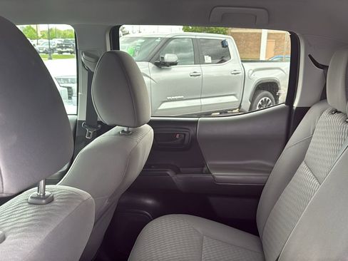 Certified 2023 Toyota Tacoma SR AWD/4WD image 19