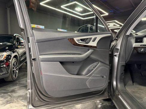 Used 2019 Audi Q7 2.0T Premium Plus w/ Premium Plus Package AWD/4WD image 23