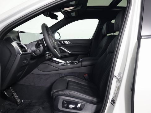 New 2027 BMW X6 xDrive40i w/ Executive Package AWD/4WD image 5
