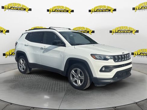 Used 2023 Jeep Compass Latitude AWD/4WD image 7