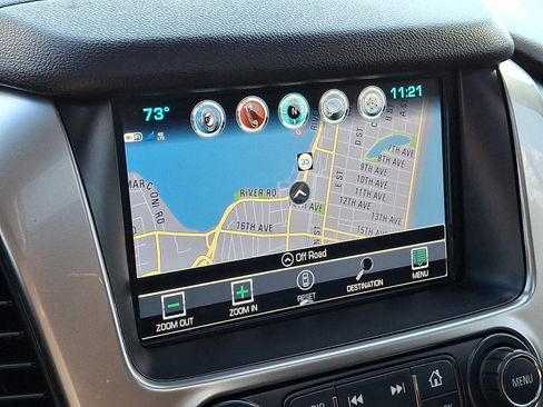Used 2019 Chevrolet Suburban Premier AWD/4WD image 18