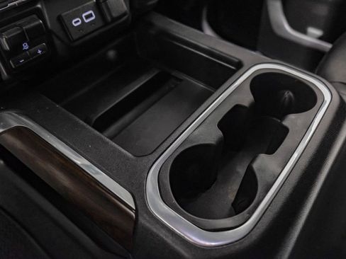 Used 2019 GMC Sierra 1500 SLT image 23