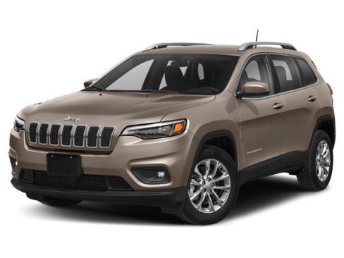 Used 2019 Jeep Cherokee Latitude Plus w/ Cold Weather Group AWD/4WD image 1