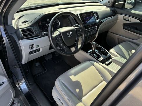 Used 2019 Honda Ridgeline RTL-E image 10