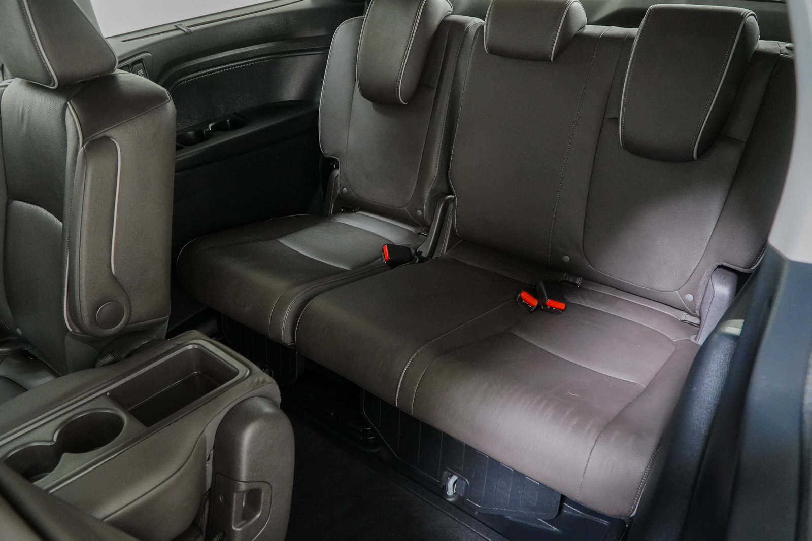 Used 2024 Honda Odyssey Elite image 45
