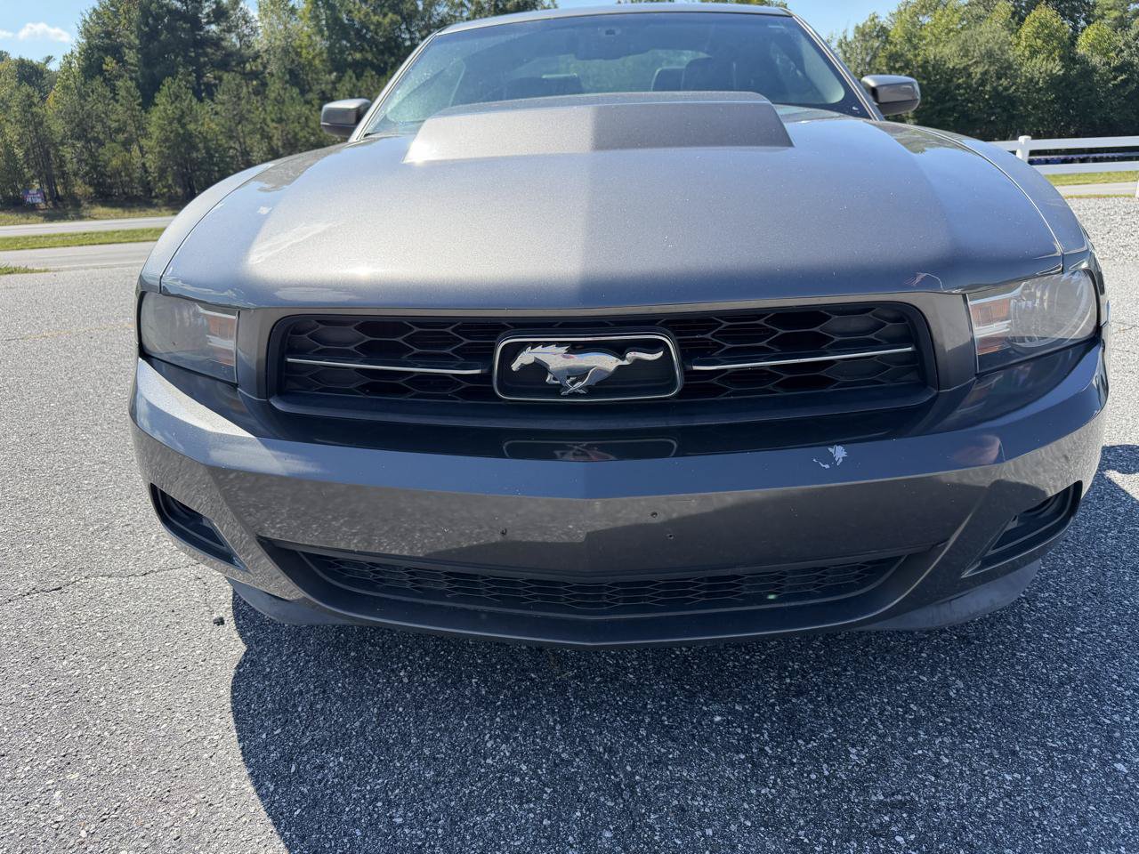 Used 2011 Ford Mustang Premium w/ 202A Rapid Spec Order Code RWD image 6