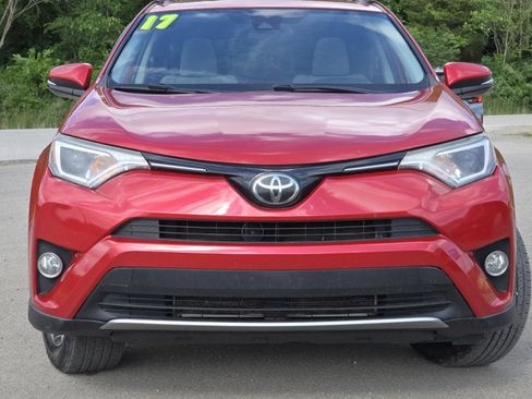 Used 2017 Toyota RAV4 XLE w/ Carpet Mat Package AWD/4WD image 15