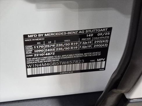 Used 2026 Mercedes-Benz GLB 250 image 25