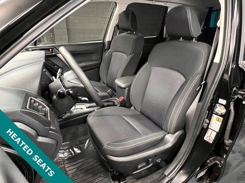 Used 2018 Subaru Forester 2.5i Premium image 3