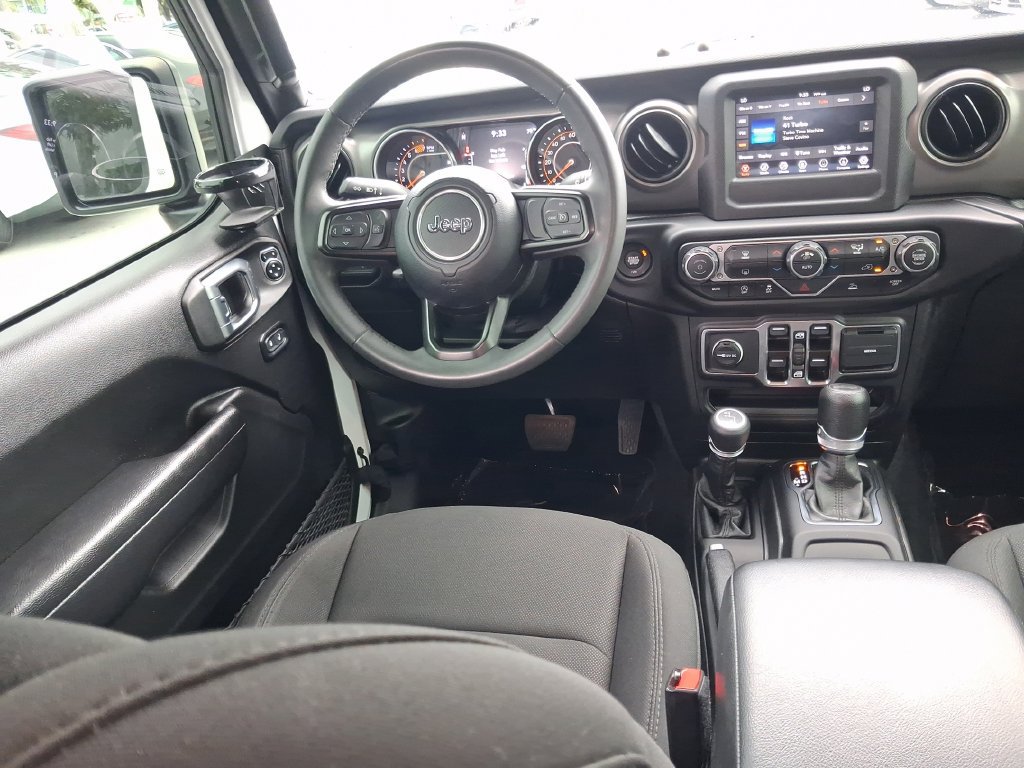 Used 2023 Jeep Wrangler Unlimited Sport AWD/4WD image 15