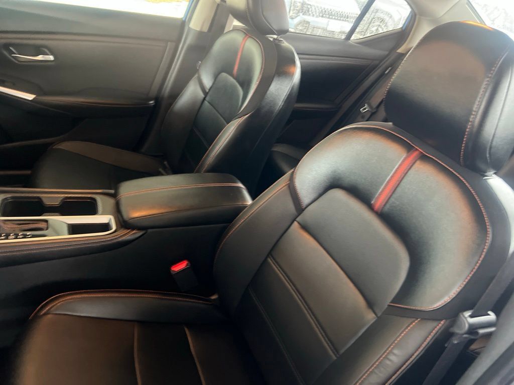 Certified 2023 Nissan Sentra SR w/ SR Premium Package FWD image 5