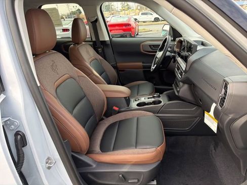 New 2026 Ford Bronco Sport Outer Banks w/ Outer Banks Tech Package+ AWD/4WD image 17