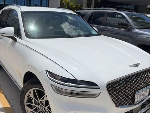 Used 2025 Genesis GV70 2.5T w/ Select Package image 1