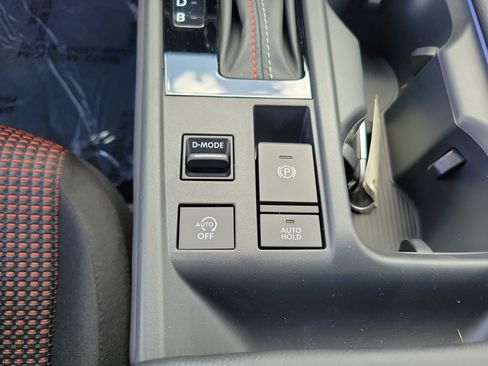 New 2026 Nissan Sentra SR w/ Floor Mat Package FWD image 31