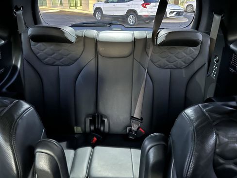 Used 2022 Hyundai Palisade Limited AWD/4WD image 14