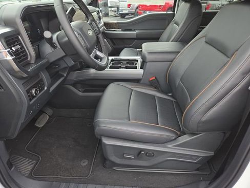 New 2025 Ford F250 Lariat w/ FX4 Off-Road Package image 29