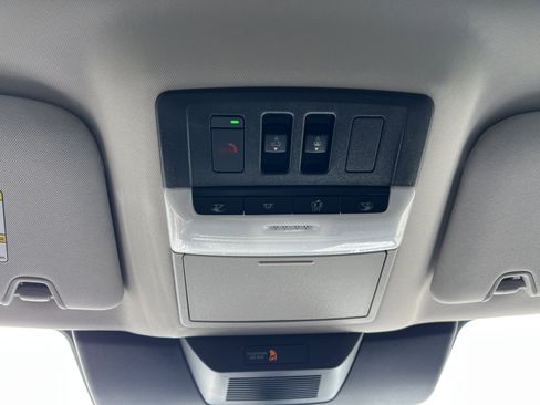 New 2026 Nissan Pathfinder SL image 25