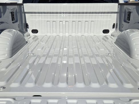 New 2026 Ford F250 XLT w/ FX4 Off-Road Package AWD/4WD image 28