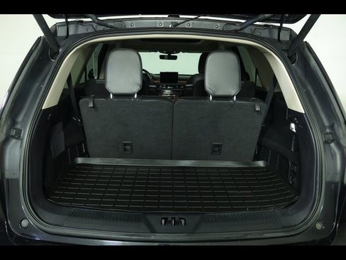 Used 2022 Lincoln Aviator Reserve w/ Elements Package Plus AWD/4WD image 12