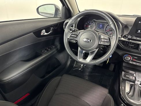Used 2019 Kia Forte S image 26