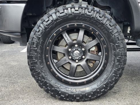 Used 2014 Ford F150 FX4 w/ Equipment Group 402A Luxury image 10