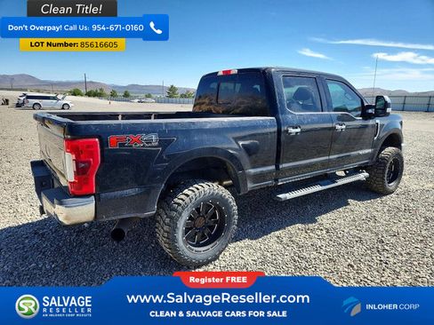 Used 2017 Ford F250 Lariat w/ Lariat Ultimate Package AWD/4WD image 4