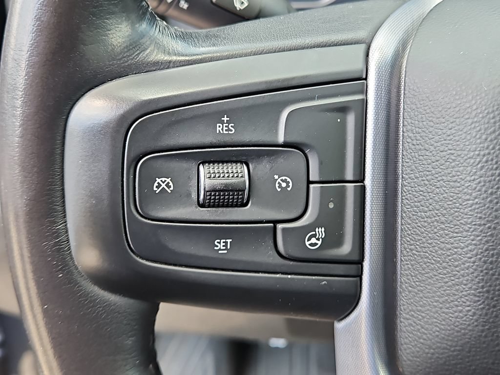 Used 2022 GMC Sierra 1500 SLT AWD/4WD image 22