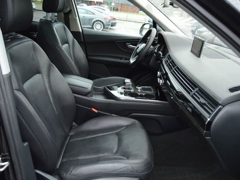 Used 2017 Audi Q7 3.0T Premium Plus w/ Premium Plus Package image 22