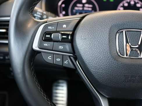 Used 2018 Honda Accord Sport image 41