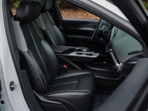 Used 2024 Cadillac Lyriq Tech image 24