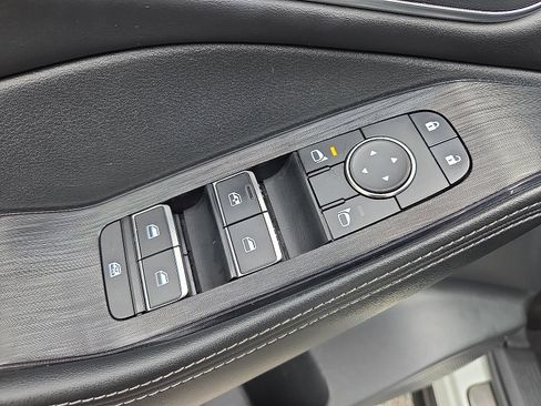 Used 2022 Nissan Rogue Platinum w/ Head-Up Display Package FWD image 15