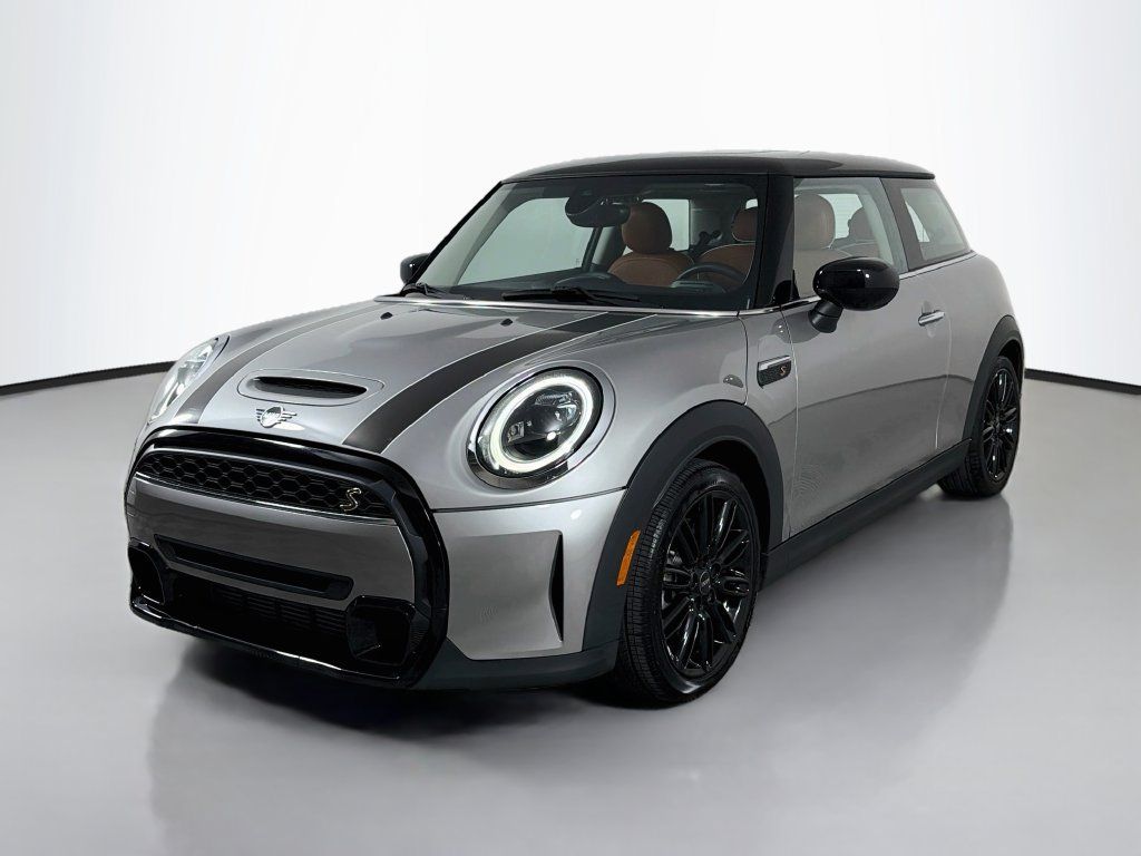 Used 2024 MINI Cooper S w/ Signature Upholstery Package FWD image 1